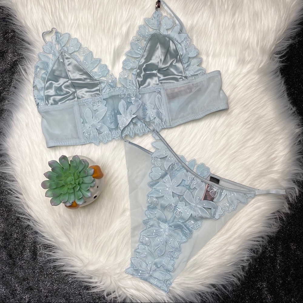 Victorias Secret Blue Lace Bralette Set